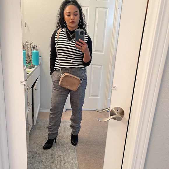 Meet your Posher, Mo - Picture 6 of 12